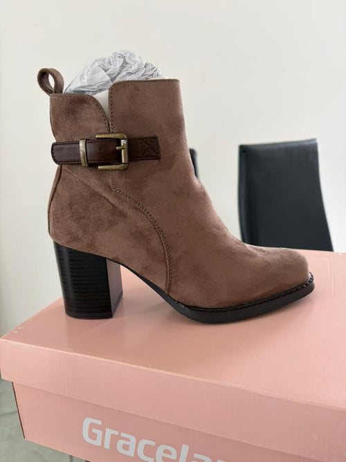 Import Heel Boot