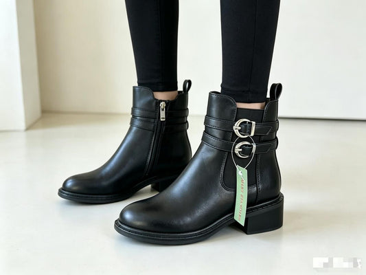 Black Boot