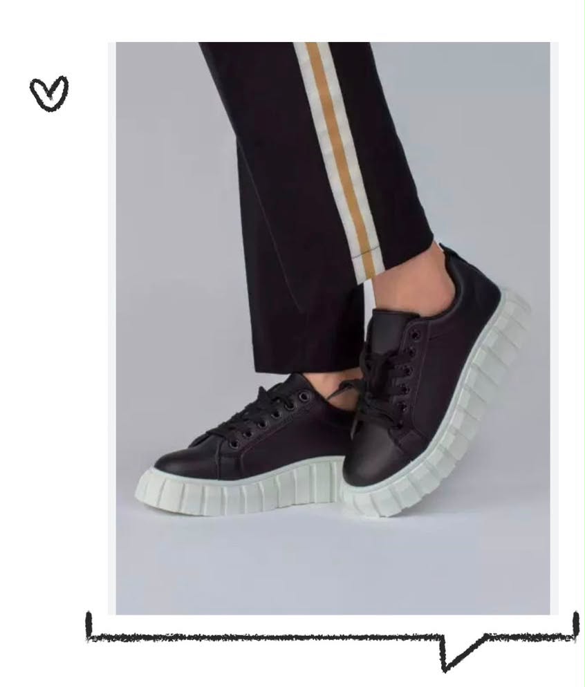 Casual Sneakers